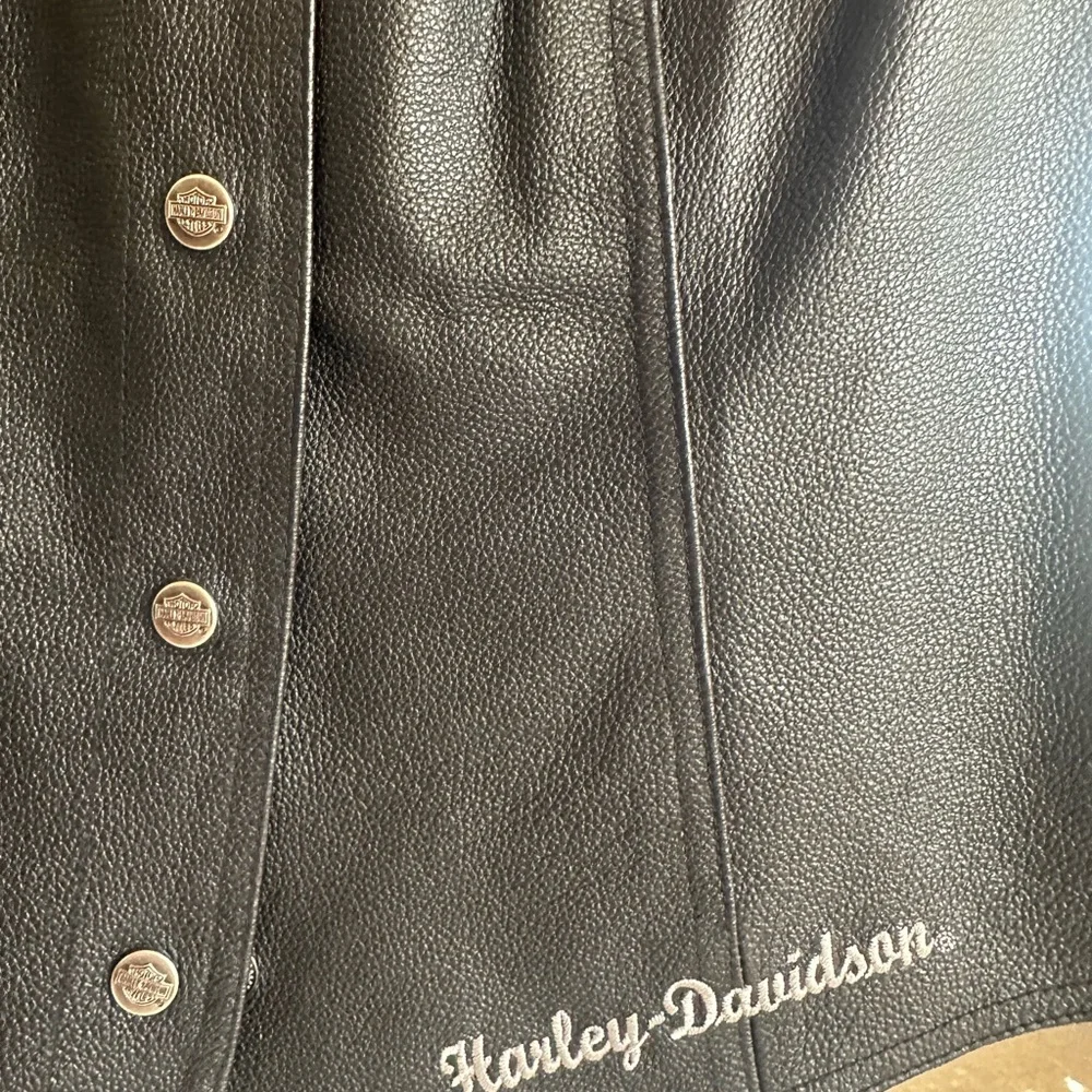Harley-Davidson Genuine Black Leather Vest - Picture 3 of 4